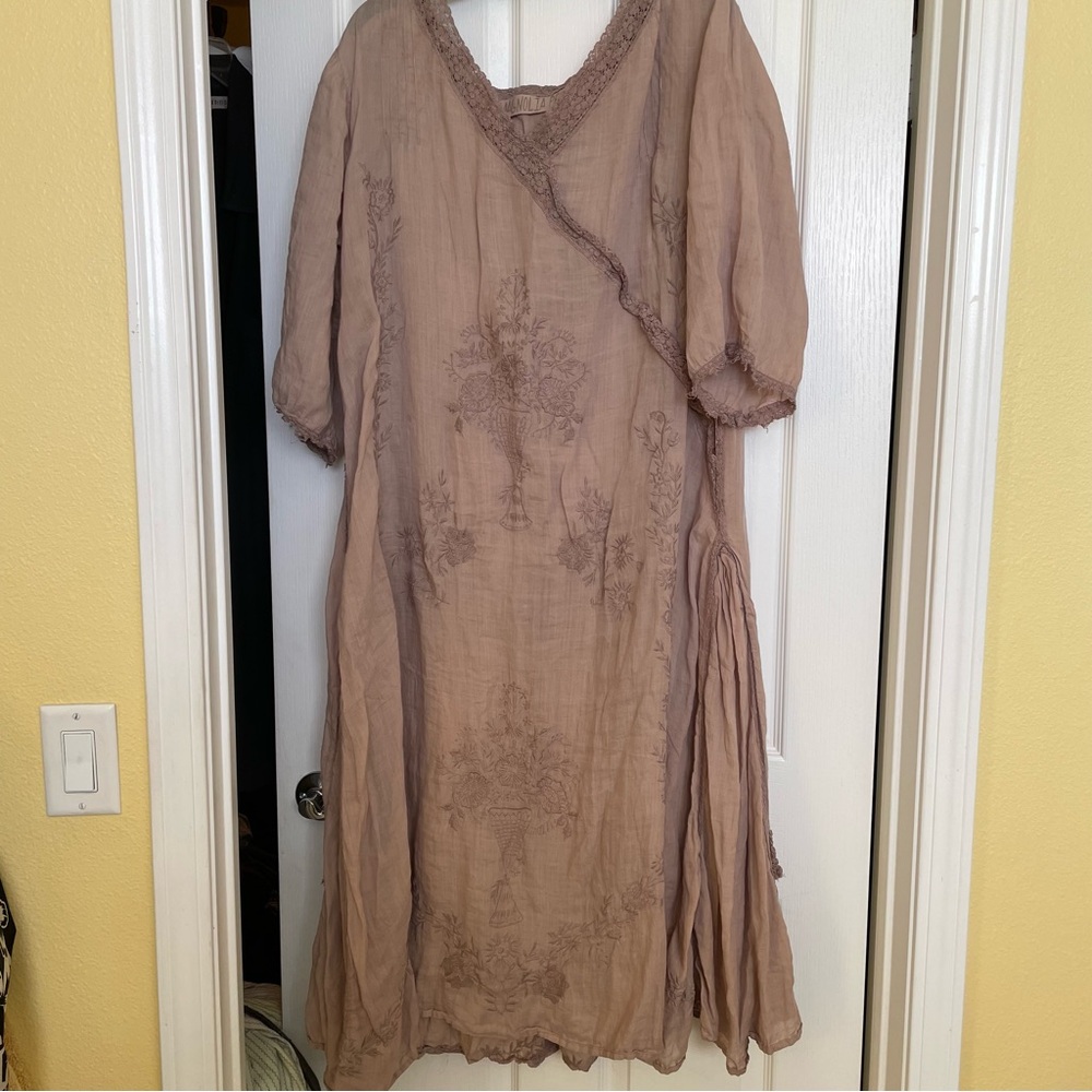 SOLD Magnolia Pearl Mattie Belle Embroidered Midi Dress